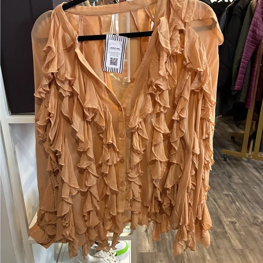 Anthropologie ruffle front peach button down blouse size L - Picture 3 of 4